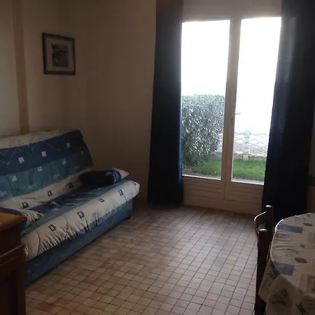 F2 Et Jardinet Face Et Acces Direct Appartement Bernières-sur-Mer