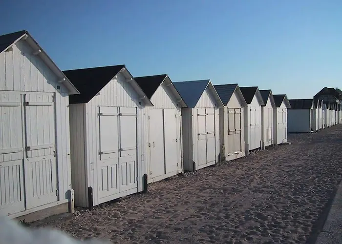 F2 Et Jardinet Face Et Acces Direct Bernières-sur-Mer